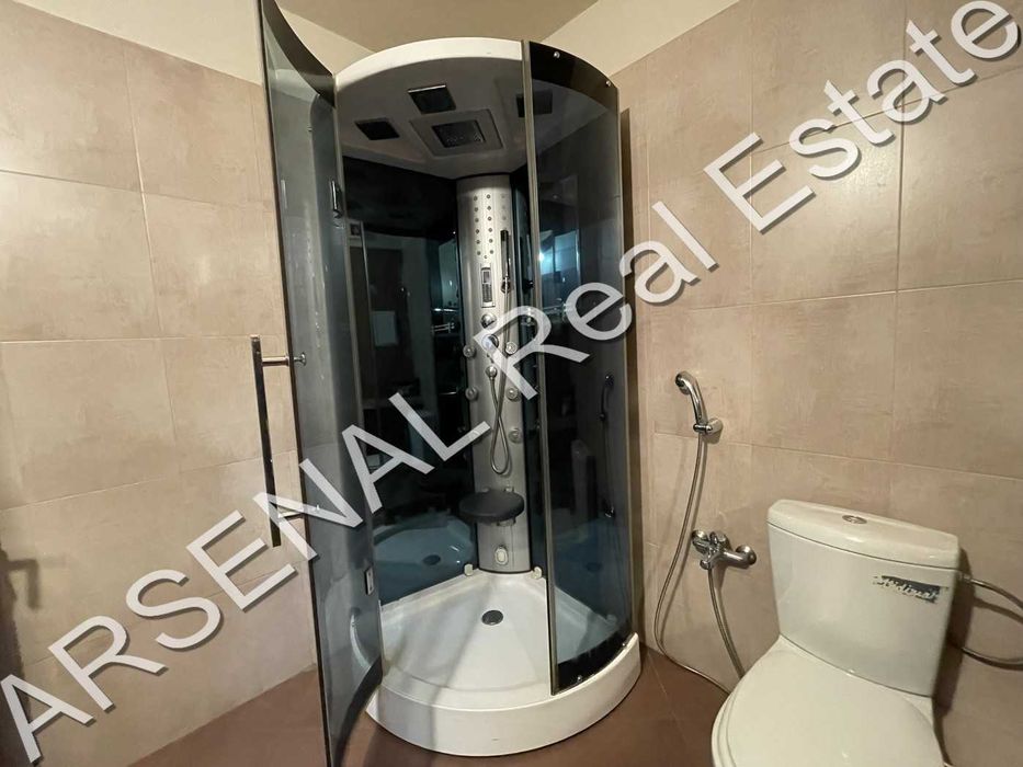 Дава се под наем Тристаен апартамент в София, Стрелбище - 134 кв.м за 700 € - Снимка #8