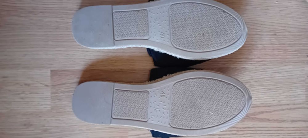 Papuci dama (marimea 40)