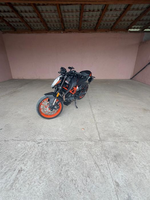 KTM Duke 125  2022