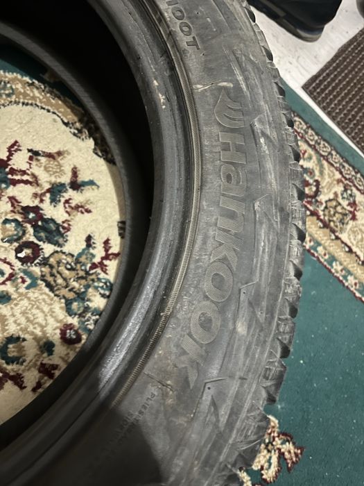 Продам шины 235/55/18 hankook