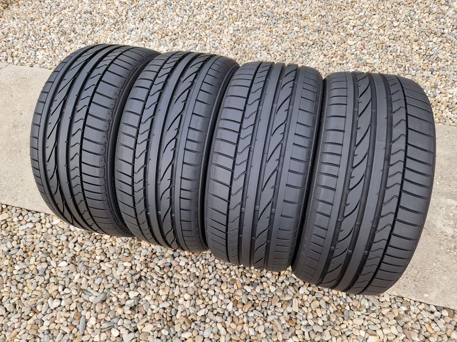 4anvelope vara 215 40 17 Bridgestone aprx Noi (7mm)