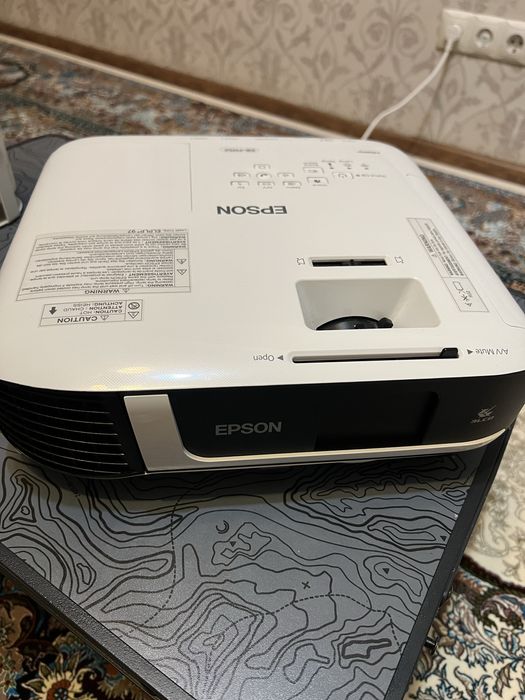 Продаётся проектор Epson