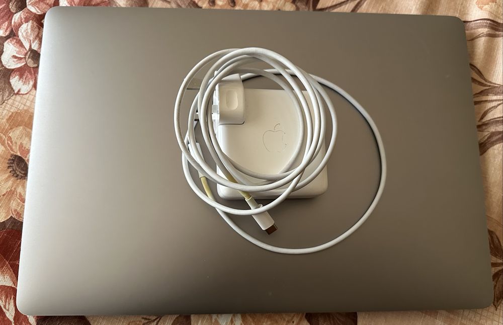 Macbook Pro 16 A2141