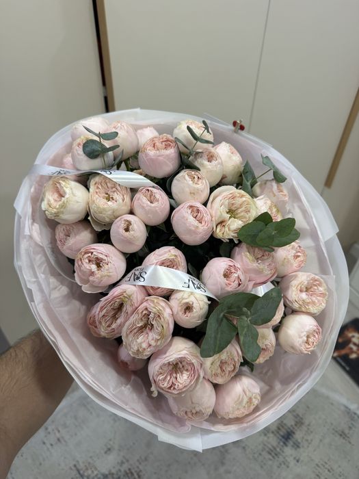 пионовидные розы