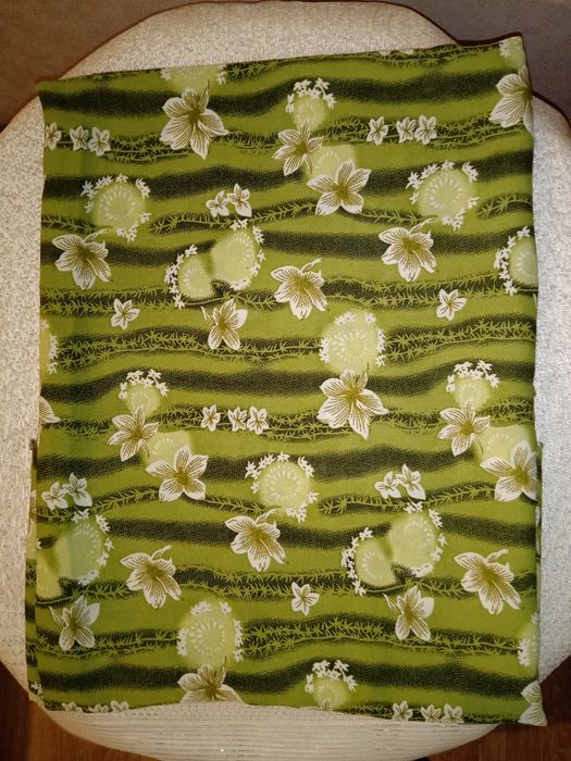 Ткани новые,красивые-3отреза.