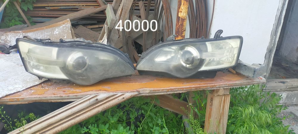 Фара на Субару оутбак