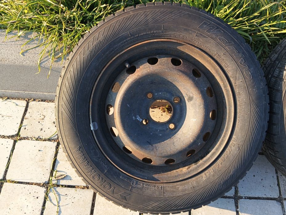 Зимни гуми с джанти от  Пежо