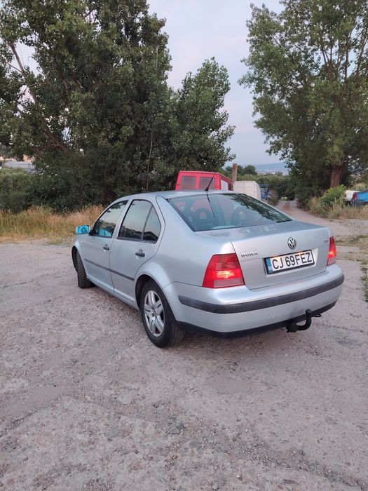 VOLKSWAGEN Bora 2001