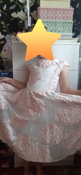 Продам праздничные платья