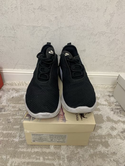 Кроссовки найк лёгкие