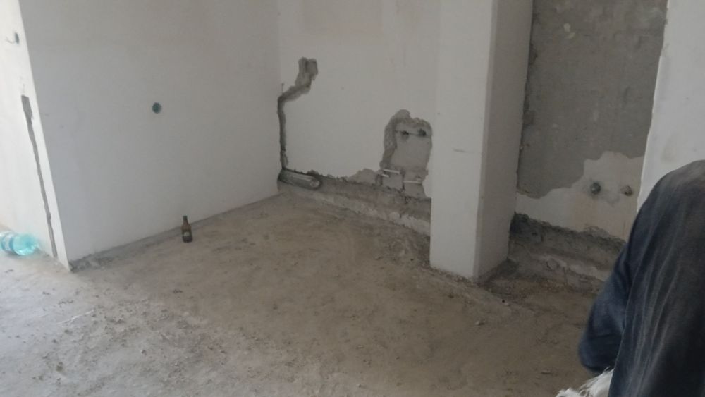 Transport moloz! Debarasari apartamente