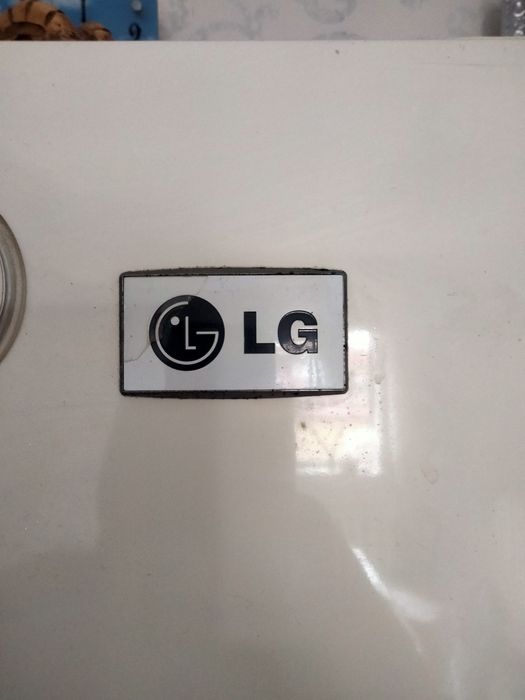 Холодильник LG двухдверный