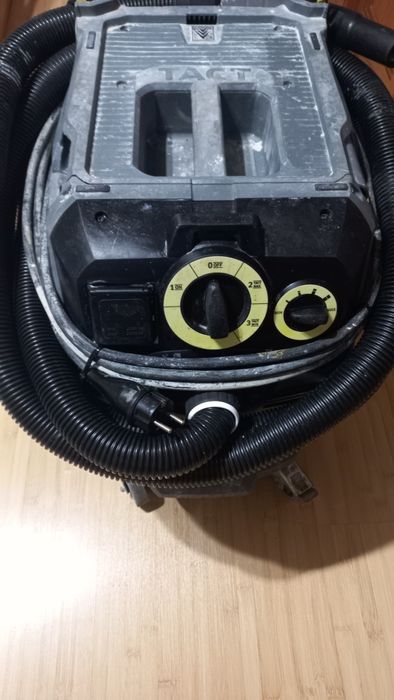 Aspirator Karcher Profesional