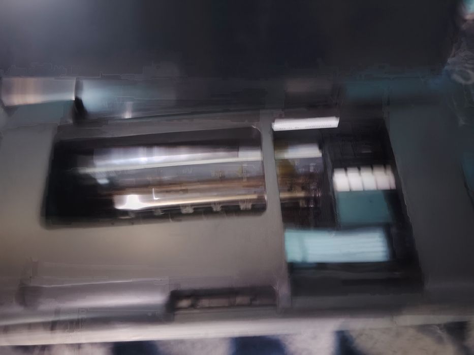 Prenter Epson L800 sotiladi