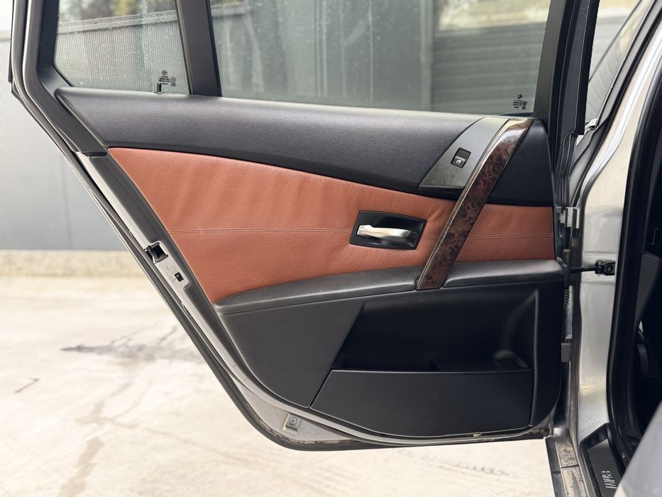 Черен кожен салон за бмв Е61 (комби)