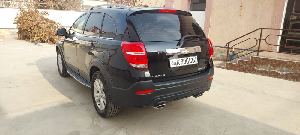 Чёрный Captiva 4.  2018  2.4