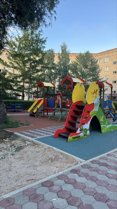 Продам 3 к квартиру 111 м2 в Парке