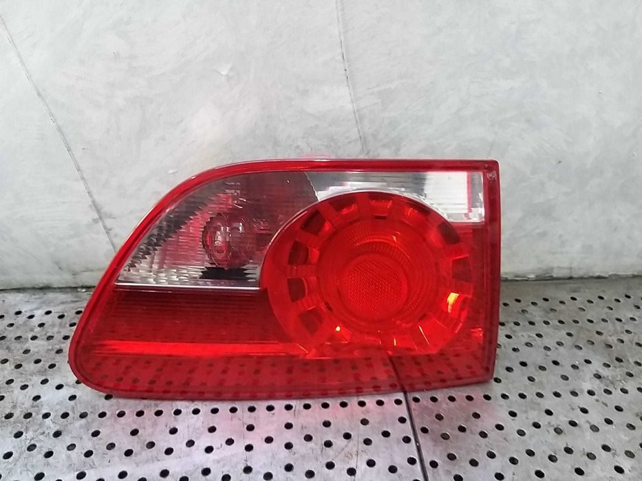 Stop tripla lampa stanga haion seat altea xl 5p8945093d 5p8945107b