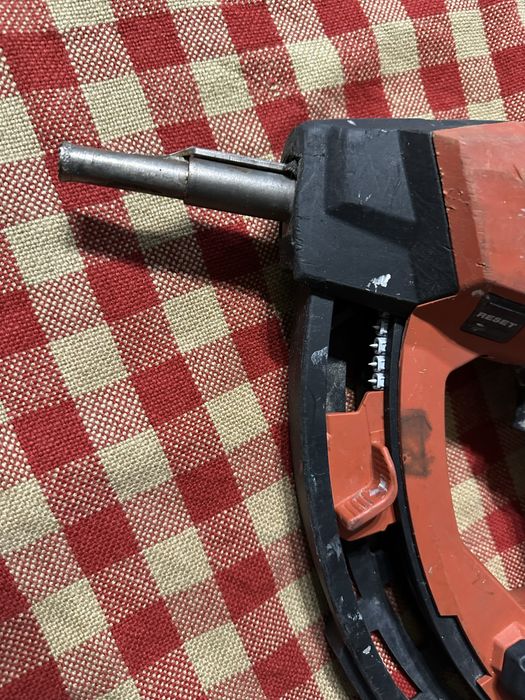 Hilti GX3 /пушка за директен монтаж/