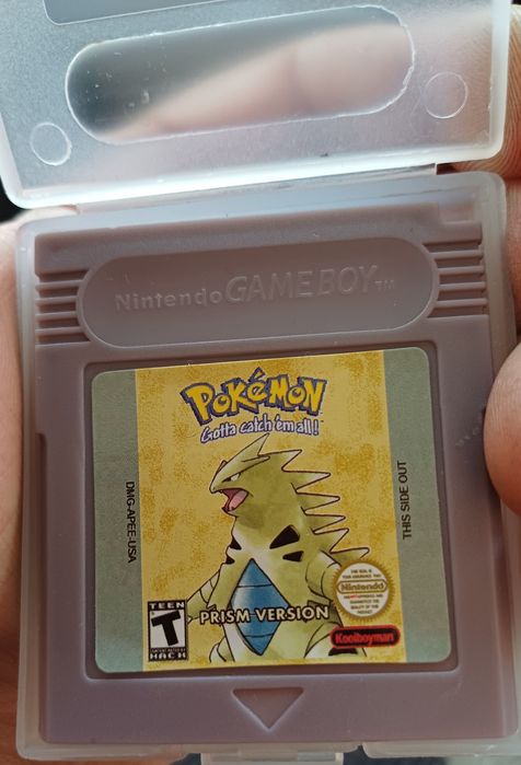 Продавам  колекционерска Game Boy Color касетка Pokémon