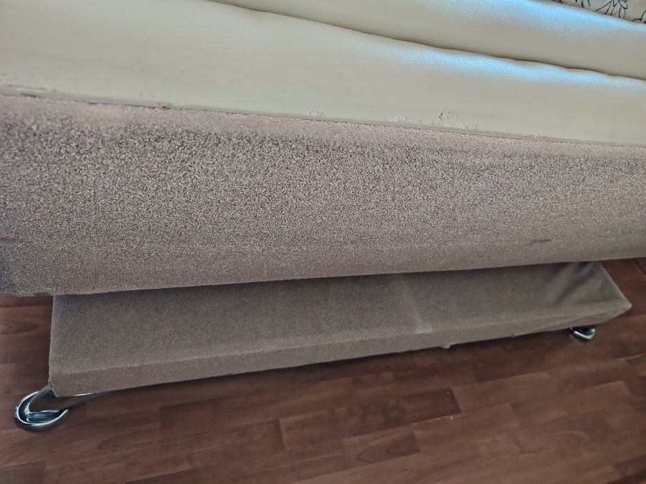 Диван с креслами