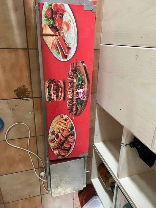 Vitrină rece pentru ingrediente 
1000 lei