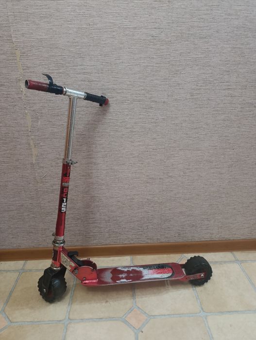 Срочно Продам самокат металлический