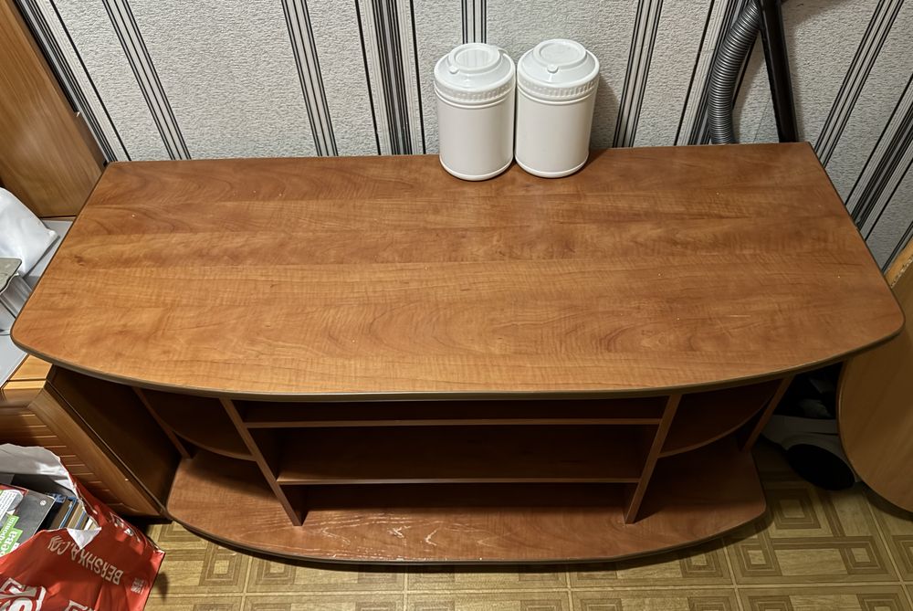 Тумба под телевизор