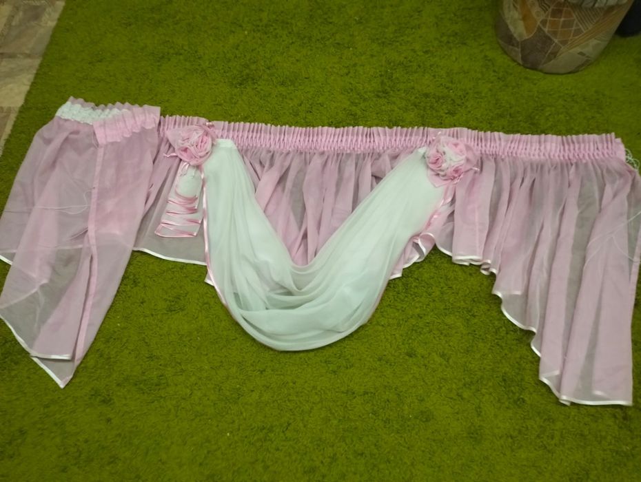 Продам ламбрекен  в спальню