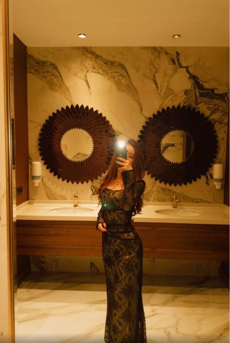 Эффектное вечернее платье