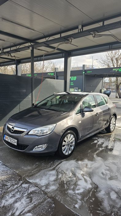 OPEL Astra 2011 — imagine 26