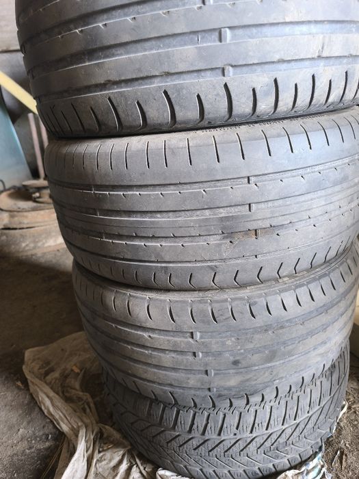 Продам шины 225,45,17