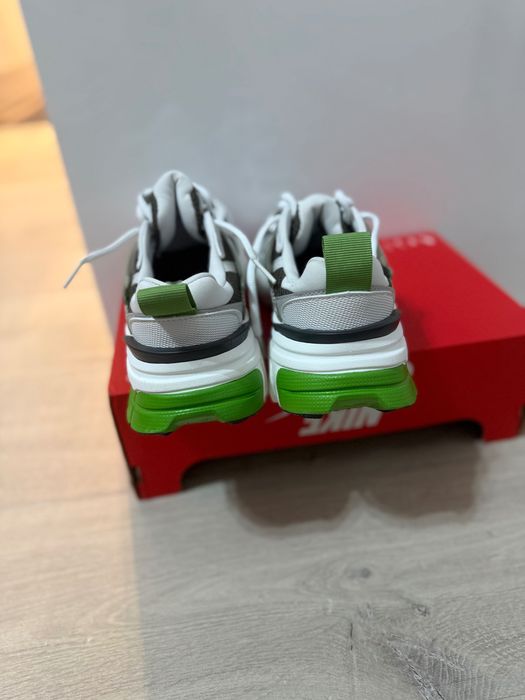 Дамски маратонки Nike V2K оригинални