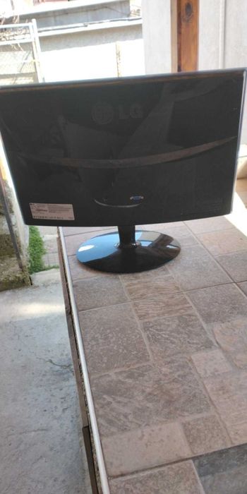 Mонитор LG FLATRON 20"