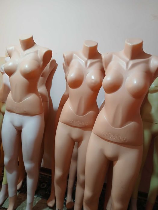 Продаются маникены