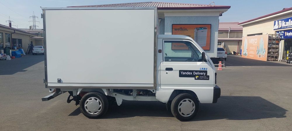 Наклека Яндекс Fasten Бренд приоритет +18 кушади Грузовой Легковой