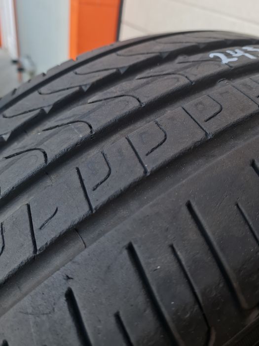 Летни гуми 2 броя PIRELLI Cinturato P7 245 40 R19 дот 0423