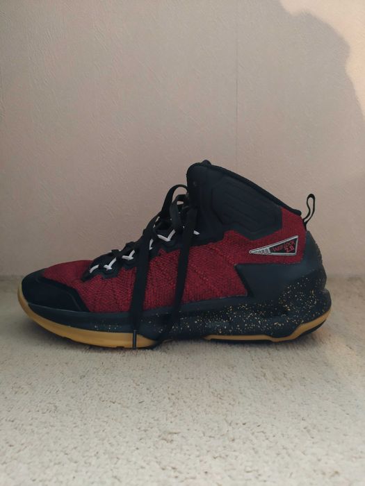 Мъжки спортни обувки