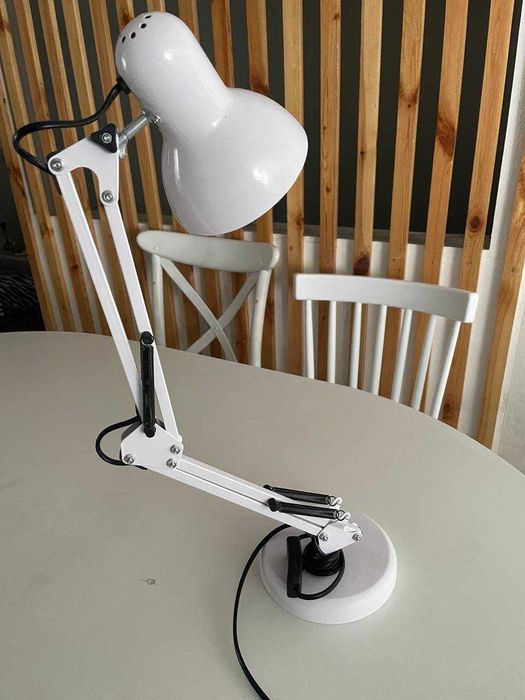 Светильник белый