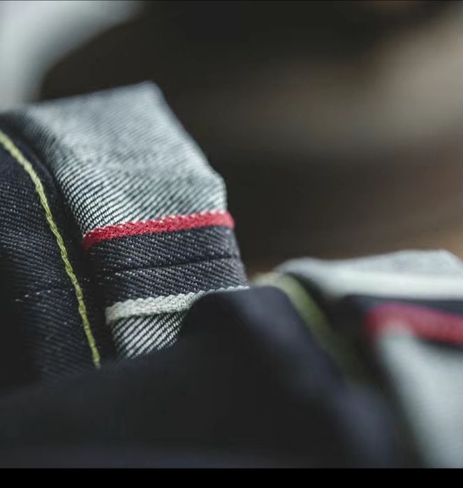 Продам джинсы фирменные