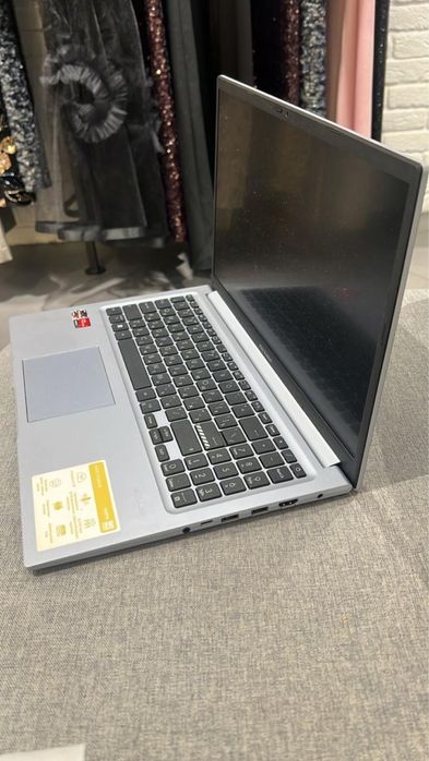 Продам ноутбук asus vivobook