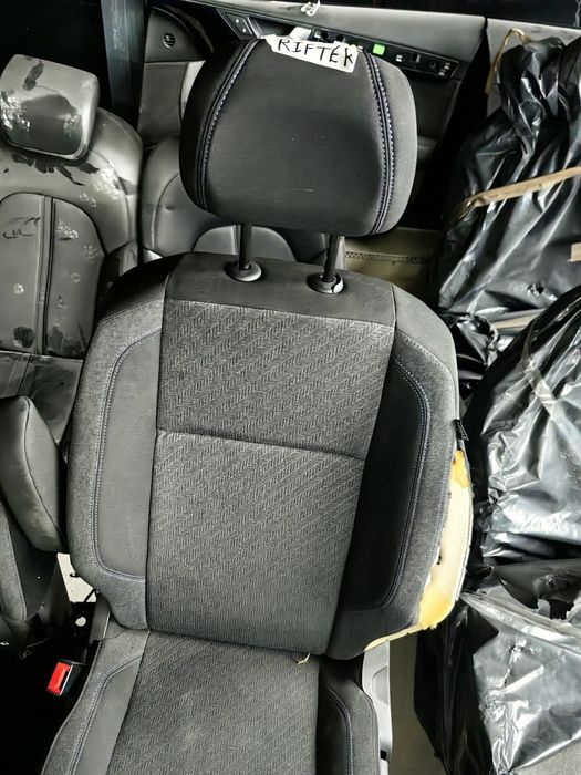 Седалки - салон за Peugeot Rifter / Пежо Рифтер