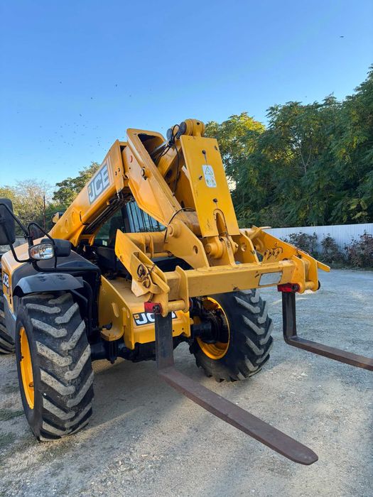 Incarcator telescopic JCB 531-70
