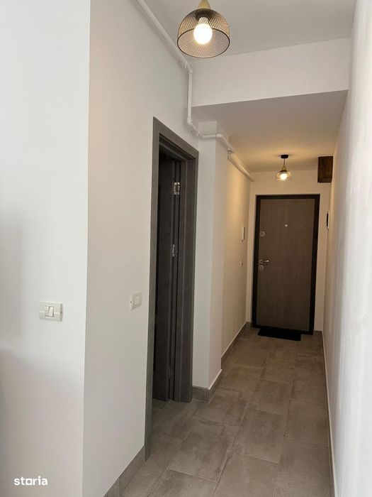 Garsoniera Ghimbav luminoasa spatioasa bloc nou cu loc parcare inclus