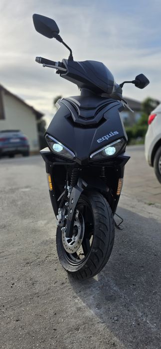 EQUIS  Electric 3000W