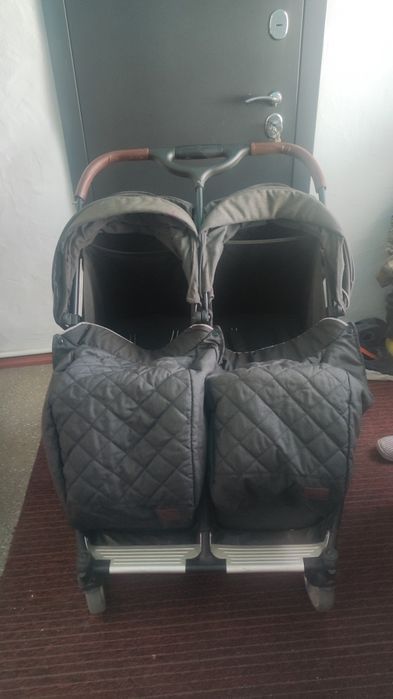 Коляска детская робот