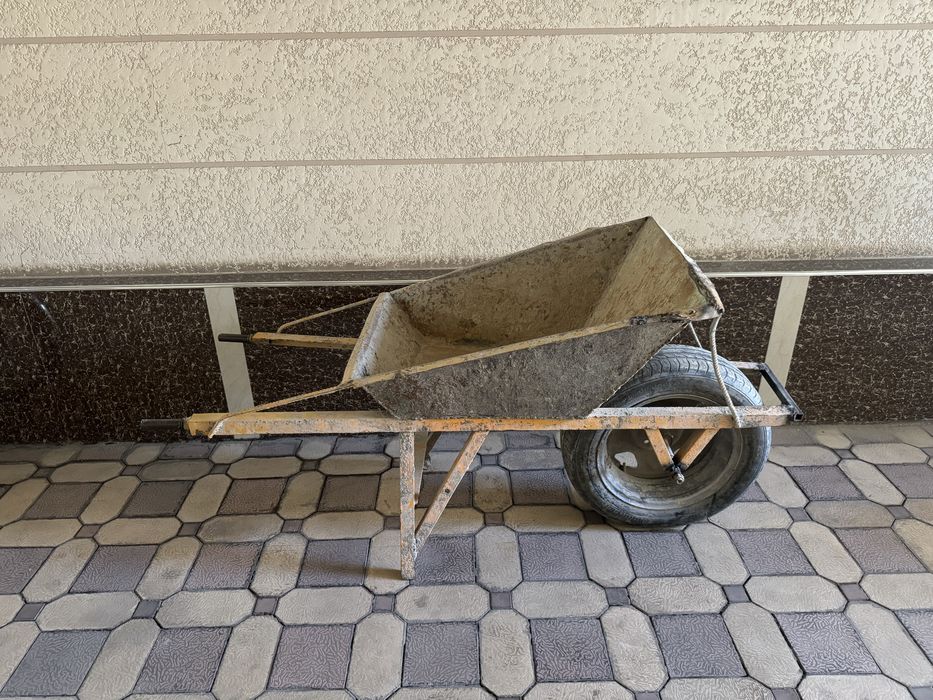 Arava sotiladi продоётся тележка