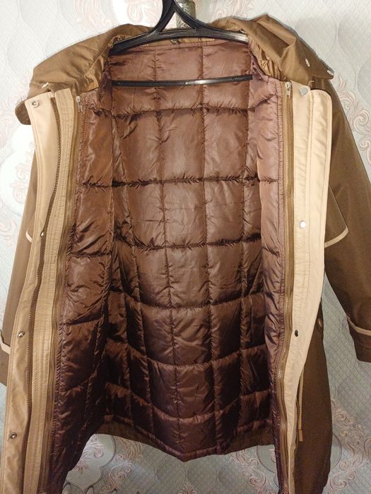 Продам парку не дорогооо