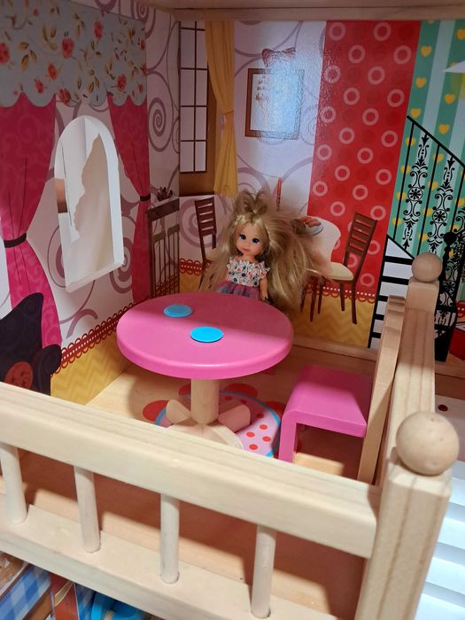Къща за куклички