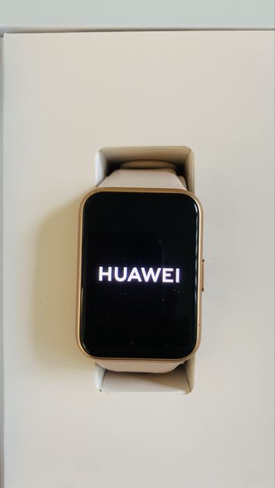 Смарт часовник huawei watch fit 2